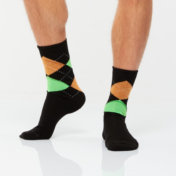 Kárókockás férfi zokni (fekete-zöld-narancssárga)