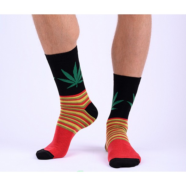 Cannabis mintás férfi zokni